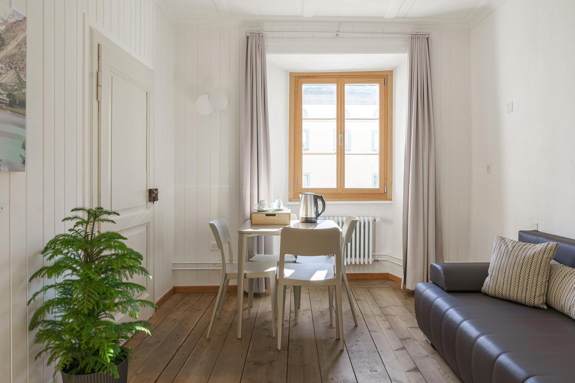 Ca' Del Borgo, Rooms & Suites Poschiavo Bagian luar foto