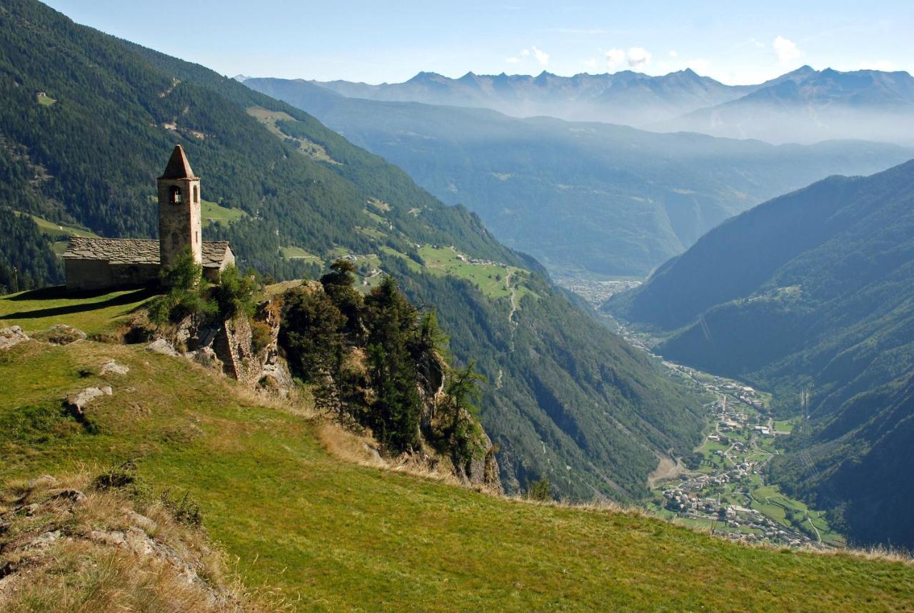 Ca' Del Borgo, Rooms & Suites Poschiavo Bagian luar foto